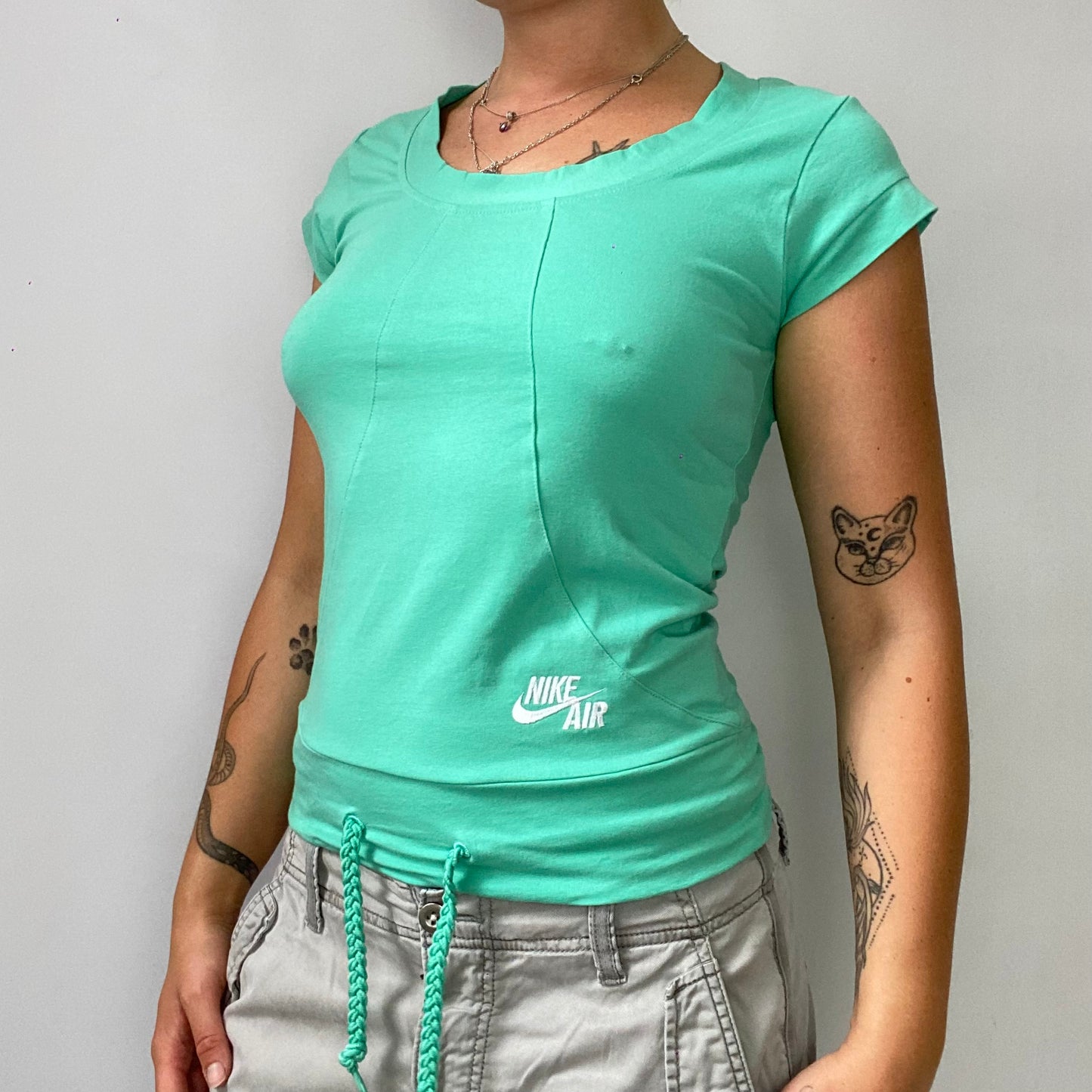 Nike min green top