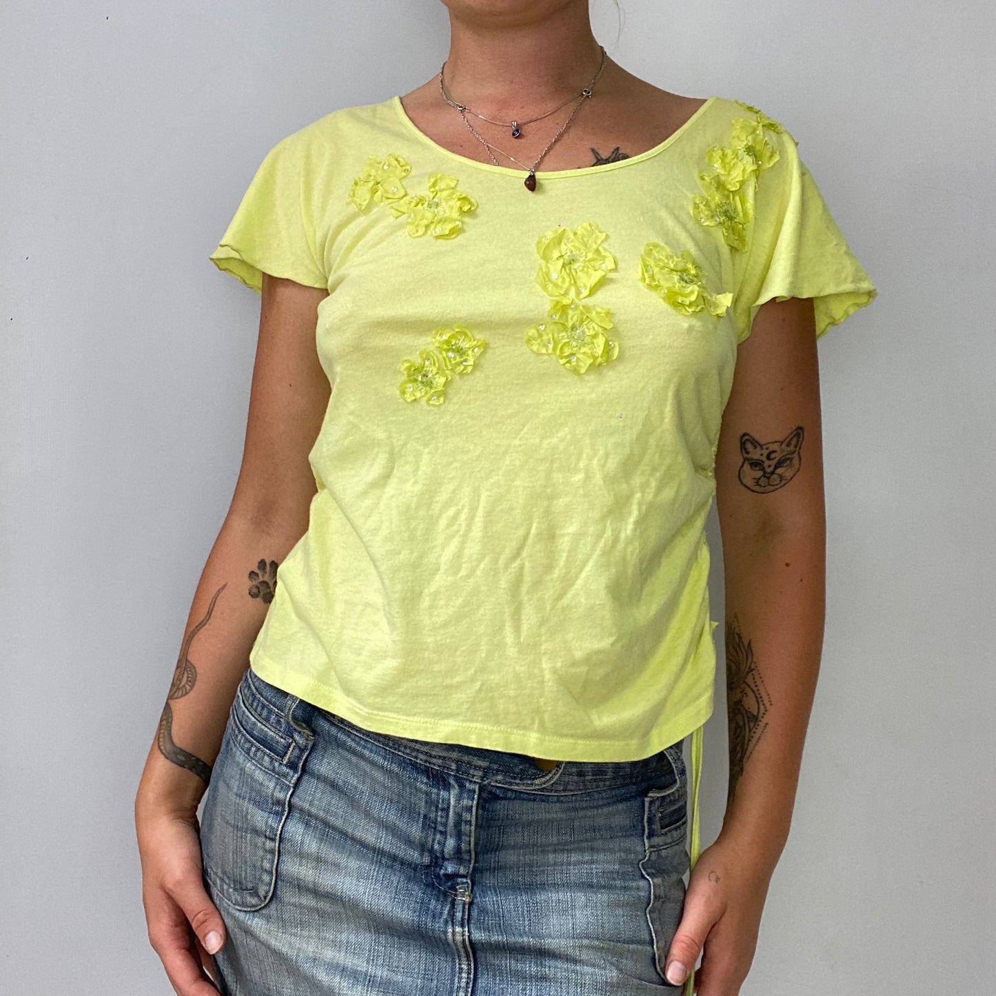 yellow ruched t-shirt with flower detailing