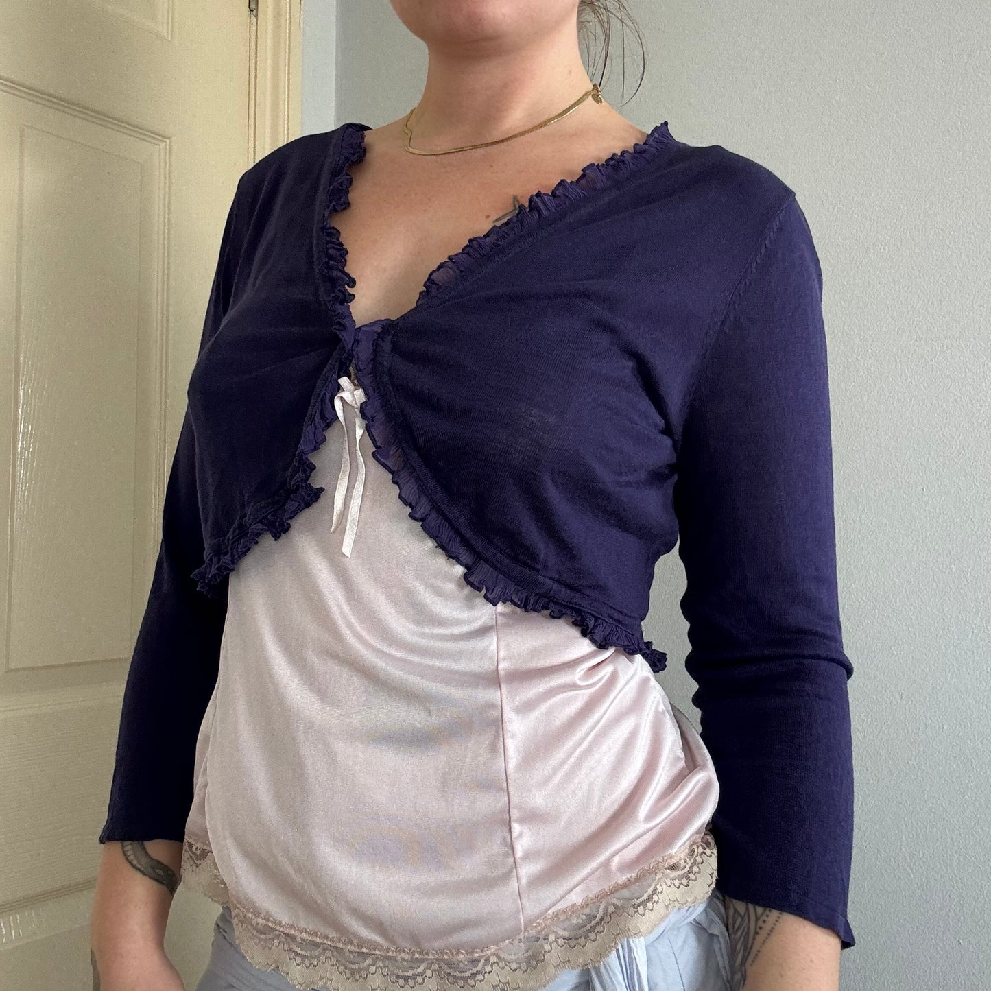 2000s ruffle 3/4 sleeve bolero